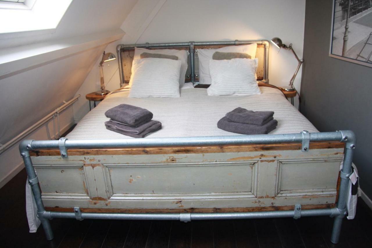 Loft, Private House With Wifi And Free Parking For 1 Car Apartment Weesp Bagian luar foto
